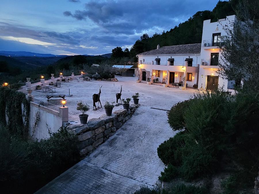 Masia De Matuta Vall de Almonacid Exterior photo